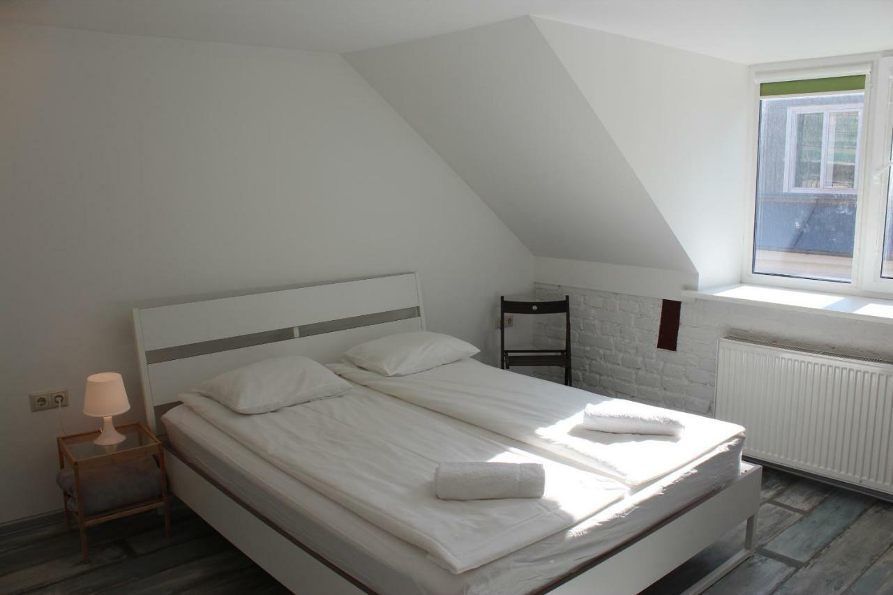 Three-Bedroom Apartment On Peldu 19 Riga Exterior foto